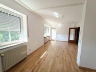 Sehr schönes, großzügiges 1-Zimmer-Apartment mit Balkon im Zentrum von Weiden - Weiden (Oberpfalz)