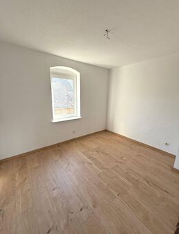 *3-Raumwohnung in Cannewitz bei Grimma sucht SIE* - Grimma