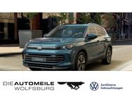 VW Tiguan, 2.0 TDI Elegance Stand, Jahr 2024 - Wolfsburg