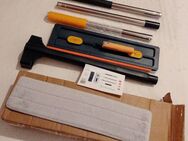 Flacher Wischmopp, 360° Drehgelenk Bodenwischer Set mit 2x Mikrofaser-Pads - Landau (Pfalz)