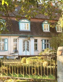 PRIGNITZ: GUTSHAUS IM DORNRÖSCHENSCHLAF - Karstädt (Brandenburg)