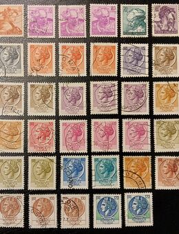 35 Briefmarken POSTE ITALIANE und REPUBBLICA ITALIANA, gestempelt - Leverkusen