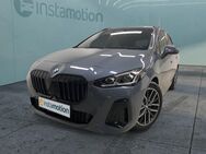 BMW 223 Active Tourer, M Sport PA-Plus DA, Jahr 2023 - München