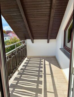 Gemütliche 4 Zimmer Wohnung mit Balkon - Moosburg (Isar)