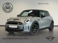 MINI Cooper S, E Classic Trim, Jahr 2021 - Fulda