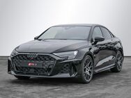 Audi RS3, 2.5 TFSI quattro Limousine, Jahr 2024 - Kölln-Reisiek