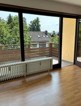 WM/Nähe Ammer! 4-Zi-Wohnung mit Südloggia und Weitblick! Absolut ruhig und familienfreundlich! - Weilheim (Oberbayern)