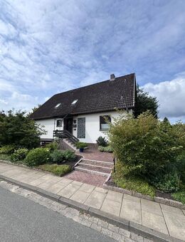 Wohnqualität auf zwei Ebenen - Top gepflegtes Zweifamilienhaus mit Wohlfühlgarten - Bad Bevensen