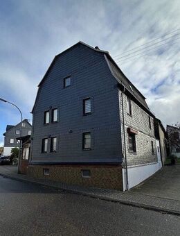 Einfamilienhaus mit Scheune und schönem Garten! - Kappel