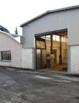 Ein- bis Zweifamilienhaus mit beheizten, autobahnnahen Hallen m. Büros sowie Parkraum! - Solingen (Klingenstadt)