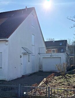 Schöne Doppelhaushälfte in Bremen-Obervieland - Bremen