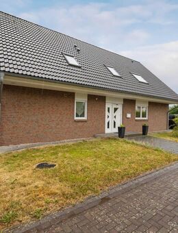 Attraktives Zweifamilienhaus im KfW-40-Standard mit großem Garten - ideal für Familien, Eigennutzer - Eppertshausen