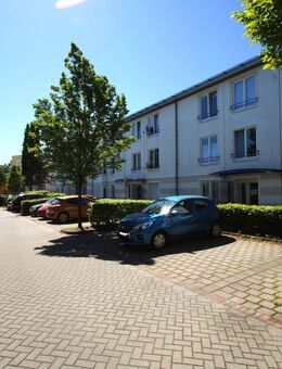 Vollmöblierte 2-RW mit EBK, Balkon und Keller - Jessen (Elster)