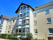 Attraktive Dachgeschosswohnung in beliebter Wohngegend mit EBK - Köthen (Anhalt)