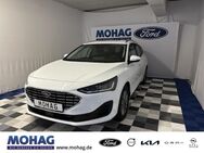 Ford Focus, Titanium, Jahr 2022 - Essen