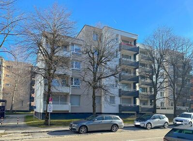 Sofort verfügbar: Helle 3-Zimmer-Wohnung mit überdachter Loggia - Top Infrastruktur in Ottobrunn