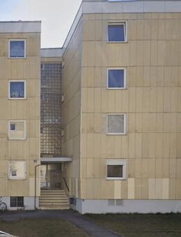 Vermietete 2-Zimmer-Wohnung in Altdorf mit Kellerabteil und Stellplatz zum Verkauf - Altdorf (Bayern)