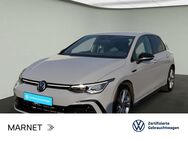 VW Golf, 1.5 VIII eTSI R-Line, Jahr 2024 - Wiesbaden