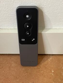 Satechi R1 Bluetooth Presentation Remote space grey. - Fulda