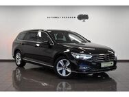 VW Passat Variant Elegance *MATRIX*AHK*KEYLESS*MWST - Saerbeck (NRW-Klimakommune)