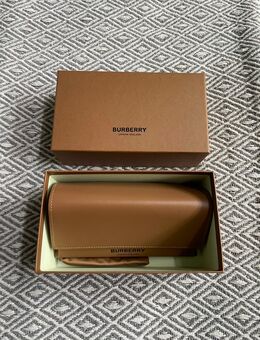 Burberry Brillenetui - Düsseldorf Zentrum