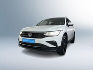 VW Tiguan, 1.4 Life eHybrid, Jahr 2022 - Idstein