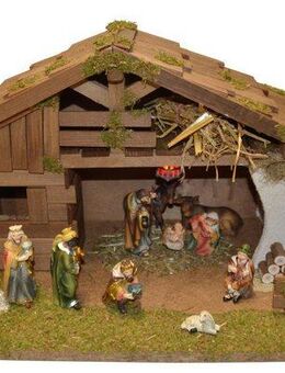 Alfred Kolbe Krippe Krippenstall ohne Trafo, mit Laterne, Brunnen, Holz, 9 cm Figuren 11tlg.