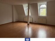 Perfekte Dachwohnung mit großem Balkon und tollen Blick in den grünen Innenhof! - Döbeln