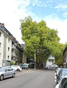 Schöner Wohnen mit großer Terrasse in der City - 2 Zimmer Wohnung - modernisiert - Ruhige Lage! - Köln