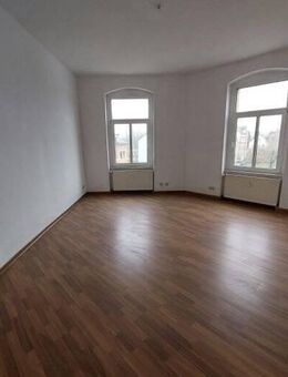 3-Zi.-Whg. mit Tageslichtbad am Stadtrand von Döbeln - Döbeln