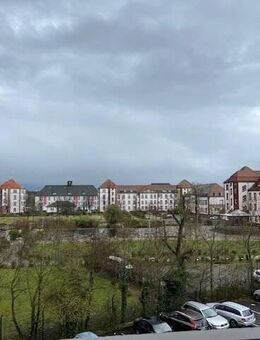***Modernisierte, gepflegte Dreizimmerwohnung mit Balkon und Blick zu den Lamboy-Gärten - Hanau (Brüder-Grimm-Stadt)