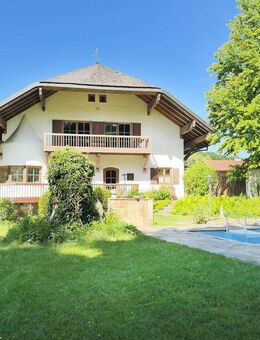 Einmalige Gelegenheit! Extravagante Villa umgeben von Natur und direkter Lage an der Traun - Traunreut