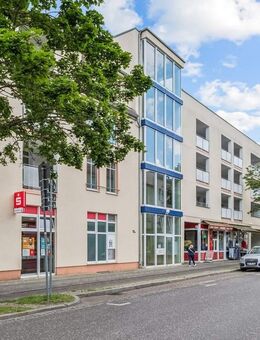 Moderne Dachgeschosswohnung mit Sonnenterrasse im Zentrum von Velten - Velten