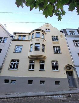 Topsaniertes MFH mit PV-Anlage, vollvermietet, zentrumsnah in Kreis- und Residenzstadt Greiz - Greiz