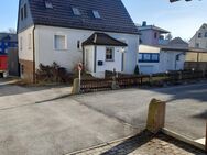 Einfamilienhaus mit Lagerfläche im Untergeschoss, in Geroldsgrün zentral - Geroldsgrün