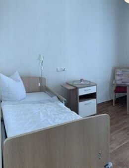 20 Jahresmietvertrag Senioren/Pflegeheim - 558 € Miete - Regensburg