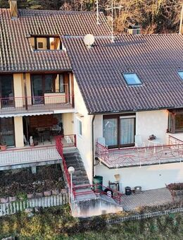 Hochwertiges Wohnhaus mit großer Doppelgarage - für Käufer fallen KEINE Erschließungskosten an !!! - Horb (Neckar)