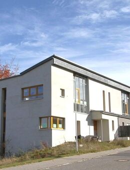 1-2 Familienhaus (Doppelhaushälfte) mit kleinem Garten - Masserberg