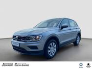 VW Tiguan, 2.0 TDI Trendline SPURASSIST AUTOMATIK, Jahr 2016 - Lehe (Niedersachsen)