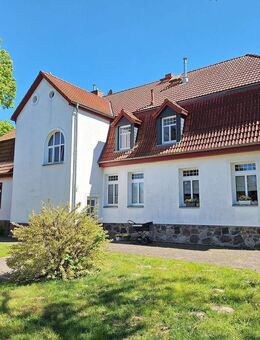 4-Zimmer-Wohnung im historischen Gutshaus zwischen Greifswald und Wolgast - Lühmannsdorf