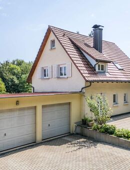 Gepflegtes Einfamilienhaus mit Doppelgarage auf großem Grundstück in bester Lage von Waldshut - Waldshut-Tiengen