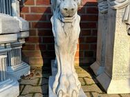 Einzigartige Säule mit Löwe - 72 cm - Sockel - Massivstein - Heek