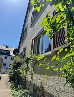 NOCHMALIGE PREISREDUZIERUNG !!! Doppelhaushälfte in grüner naturnaher Randlage von Fellbach zu verkaufen - Fellbach