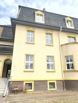 Eine beeindruckende Villa mit 3 Wohneinheiten in einem gepflegten Wohnumfeld ... Willkommen in Borsdorf - Borsdorf