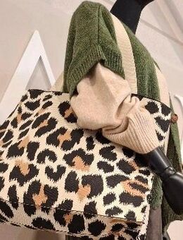 Claire bag. Leo Print. Wouw Fashion. Creme. Schwarz - Kempen