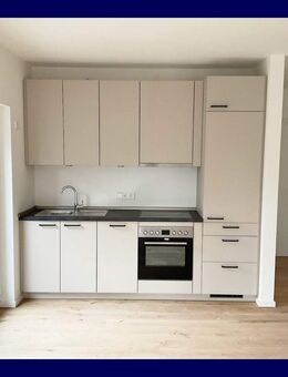 Neubaukomfort* helle 3 Zimmer* Loggia* Einbauküche* guter Schnitt* Tageslichtbad* Abstellraum*Aufzug - Hannover