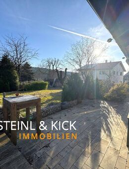 Bungalow mit großer Doppelgarage - Birgland