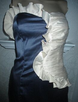 NEU * Cocktail * Ausgeh * Ball * Seiden Satin * Bodycon * Rüschen * Volant * Bustier * Mini- Kleid "Paprika" Gr. 36- 38/ S * dunkel- blau * rosè - nude * - Riedlingen
