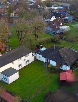 Attraktives Immobilienensemble: Mehrfamilienhaus mit separatem Bungalow im Herzen von Lunden - Lunden