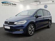 VW Touran, 1.5 TSI Move, Jahr 2025 - Wittlich